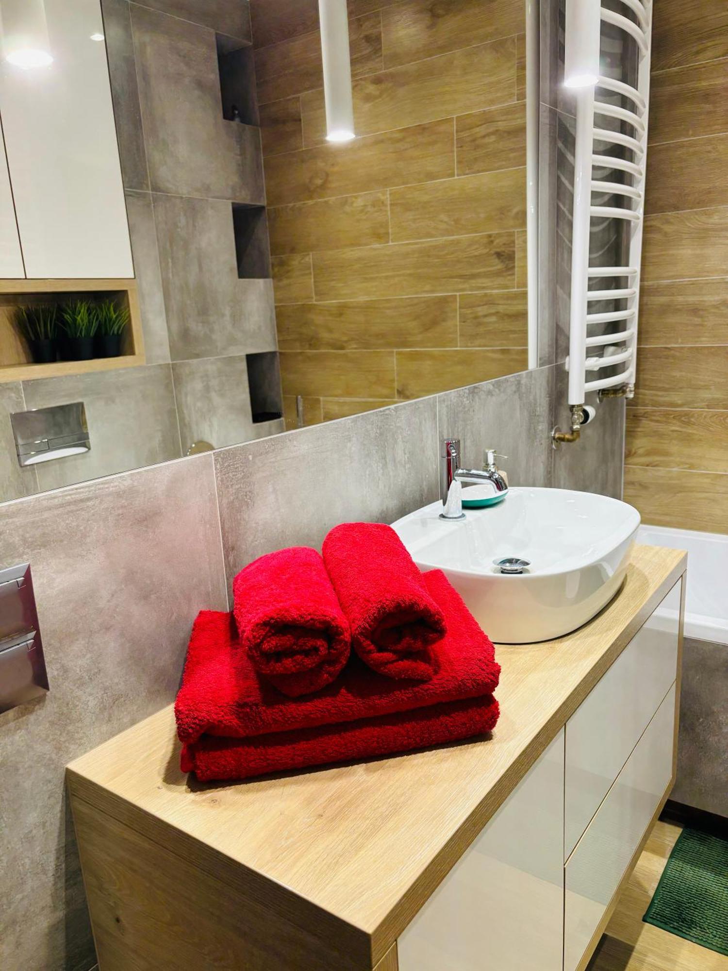 Apartament Sosnowy Zakatek Thorn Exterior foto